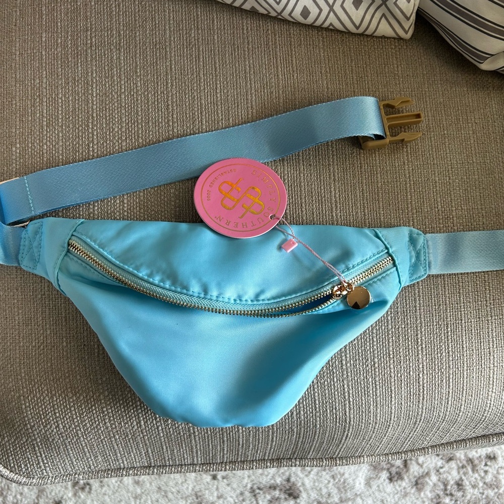 NWOT Simply Southern fanny pack